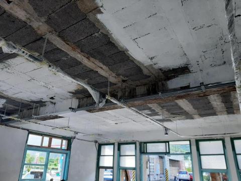 花東夢想起飛住宅修繕 - 台電老屋油漆工程