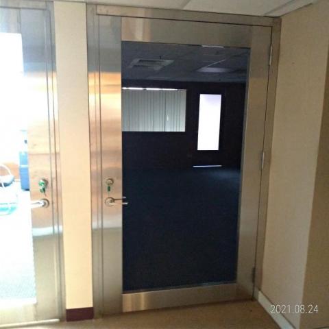 炳暢企業社 - 兩片板16樓= =