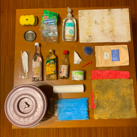 Minimallyzero 永續經營 / 零廢棄生活優化 - 居家零廢棄改造（幫客戶用最永續方式處理斷捨離後的物品）— 28歲上班族男士