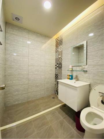 郭逸嫻 - 衛浴裝潢