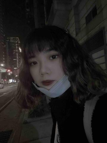 提供學測數b服務的專家簡嘉儀