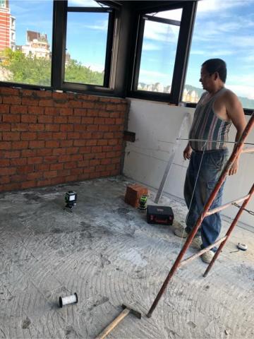 西乃山老屋翻新與修繕工程 - 泥作浴缸放樣 西乃山老屋翻新與修繕工程 - 泥作浴缸放樣