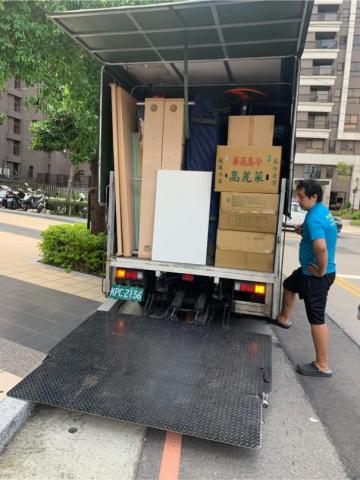 專業精緻優質搬家 - 