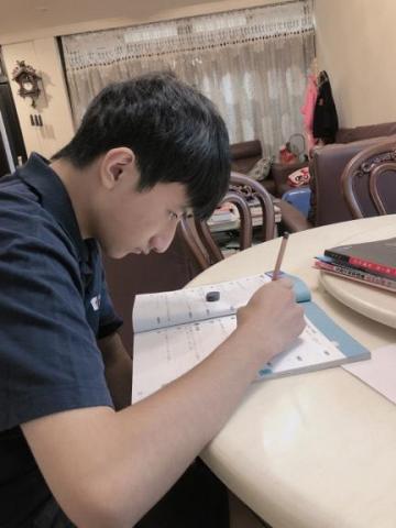 鍾老師 - 高一生