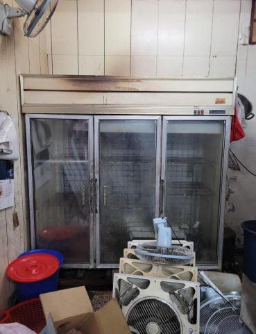 榮泰工程 - 營業用冰箱清空作業（1）