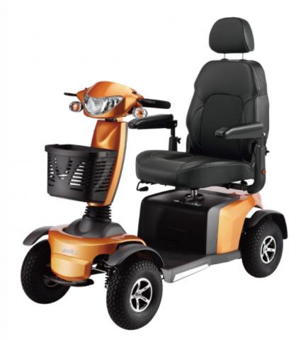 吳豪璋 - 4輪電動代步車