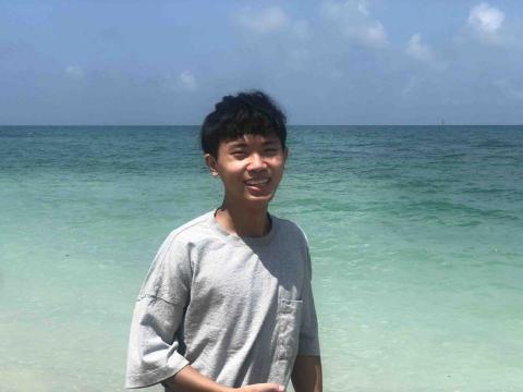 提供數學教學服務的專家包叔潤