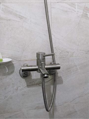 崇信水電企業社 - 更換混合式冷熱白鐵龍頭