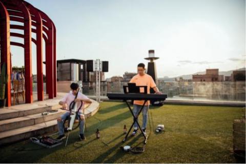 Cest la vie 樂團表演 - 戶外活動演出 Cest la vie 樂團表演 - 戶外活動演出