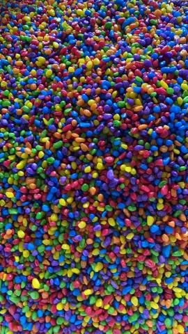 好運石 - 染色彩石藝術