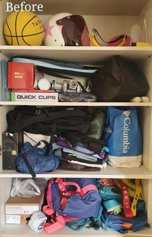 心.整理▪︎Fiona▪︎ - 玄關櫃內，塞放了登山、運動、交通等用品。