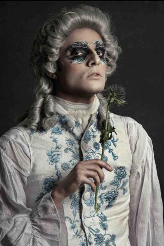  - 手工18世紀古裝設計與製作