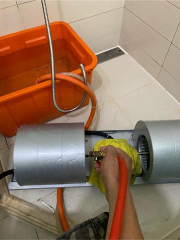 小李空調 - 吊隱式冷氣內機拆除清洗