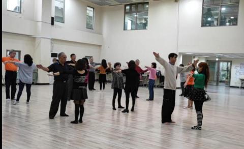 萊莉舞蹈網 - 教學實況