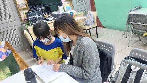吳珮綺 - 國小二年級課後輔導