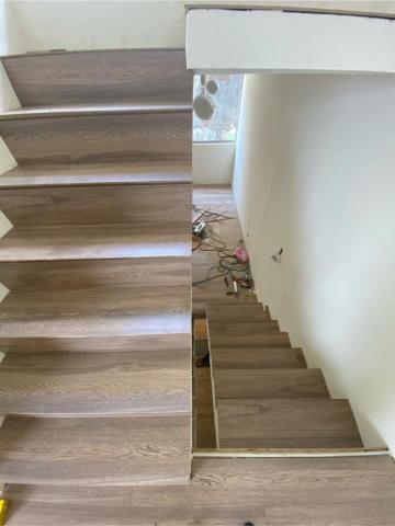 小詹 優質SPC、歐洲進口超耐磨 - 樓梯鋪設超耐磨木地板