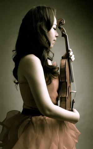 旅歐小提琴家張善詩🎻 專業小提琴教學＆法語教學🇫🇷  - 