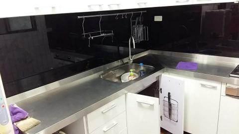 佶原玻璃行 - 烤漆玻璃