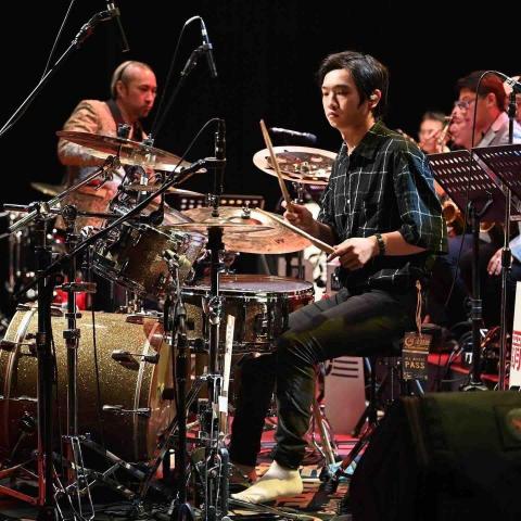 提供電子琴入門服務的專家孫裕誠