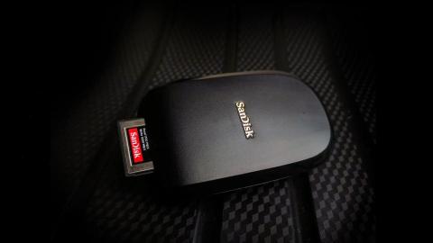 嘉軒創意有限公司 - Table-Top Photography