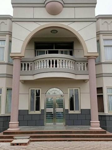 向昇翻修 - 石頭漆