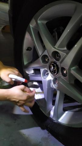 車體鍍膜到府服務 - 鋁圈清洗