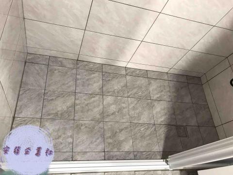 嘉欣居家清潔有限公司 - 廁所地板清潔