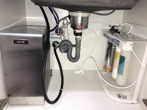 宏盈飲水設備 - 