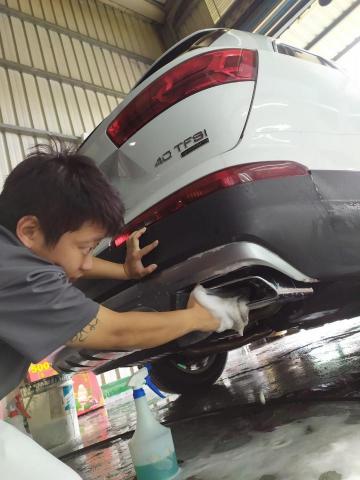 車體鍍膜到府服務 - 