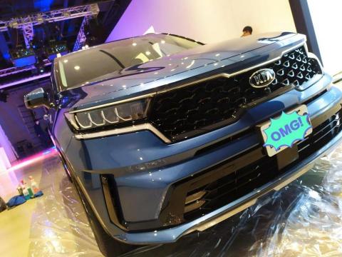 車體鍍膜到府服務 - 車體鍍膜