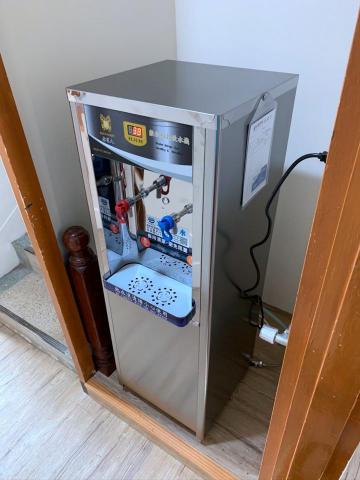 宏盈飲水設備 - 