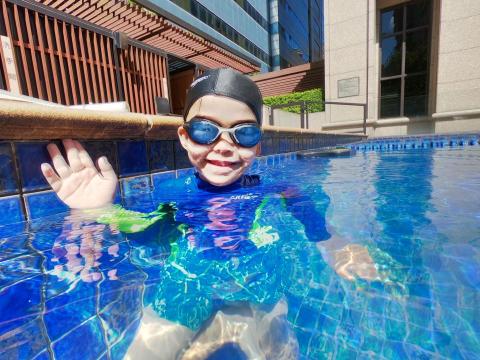 翁于修 - 水中開心學習趣