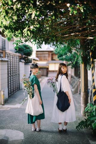熊可晴 - 2018，奈良奈良町，花與少女