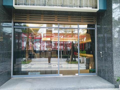 永信鐵工廠 - 店面玻璃自動門