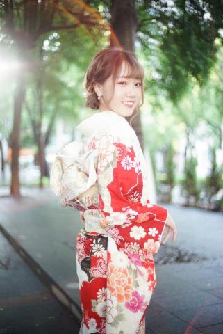 熊可晴 - 2021，台北市，成人式