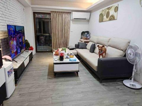 聖辰地板設計(塑膠地板代工達人賴桑) - Soliboard 防水地板完工照 聖辰地板設計(塑膠地板代工達人賴桑) - Soliboard 防水地板完工照