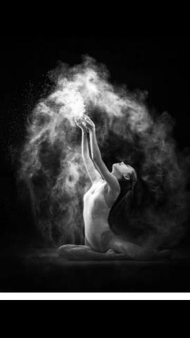 提供藝術照服務的專家未命名公司