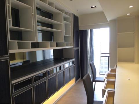 三不色彩創意空間 - 木皮染色、櫃體噴漆 三不色彩創意空間 - 木皮染色、櫃體噴漆