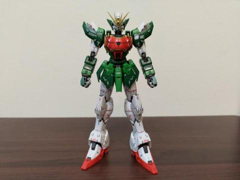 熱愛組裝模型a女子 - 模型代工-
超新星神龍鋼彈