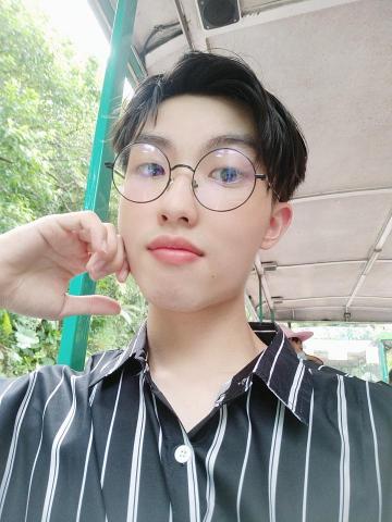 提供18h韩漫服務的專家鍾佳成