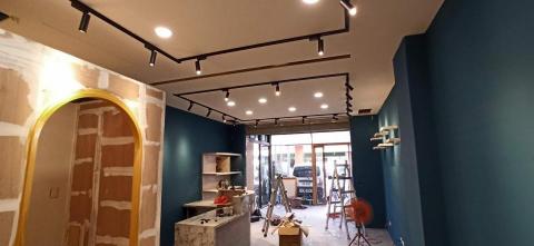 閔宇有限公司 - 店面裝潢燈具安裝