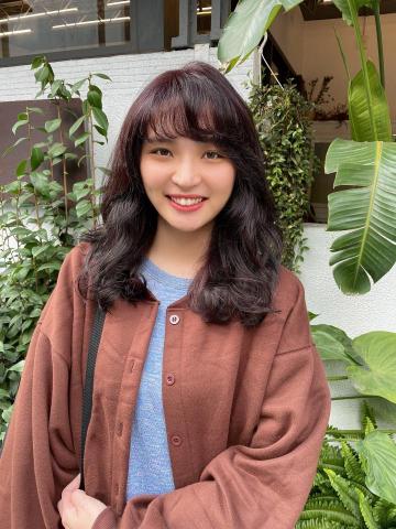 提供寫文章服務的專家簡佩安