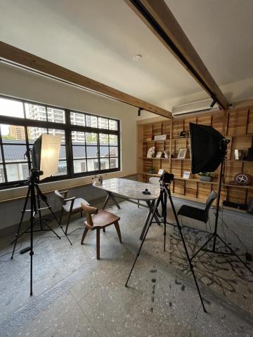 OverSee - 南港工作的小攝影棚