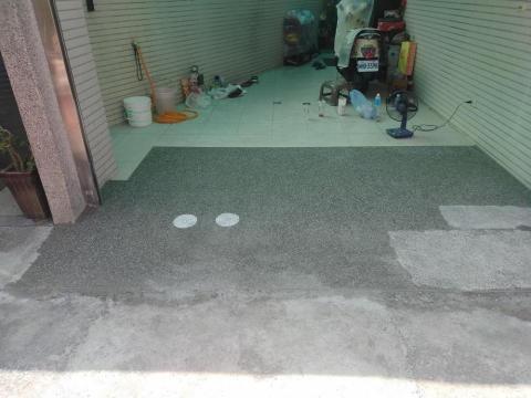 丞鑫土水修繕工程 - 車庫抿石