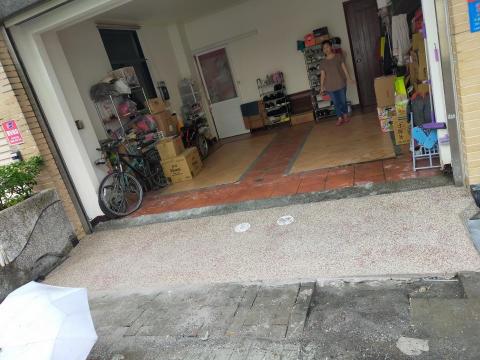 丞鑫土水修繕工程 - 抿石