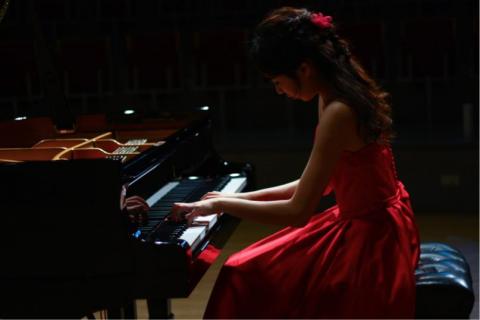 歐世淳 Jacelyn Ou - 