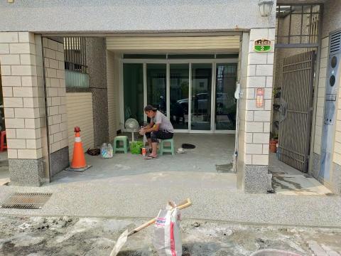 丞鑫土水修繕工程 - 抿石