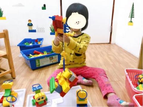 Debbie - 孩子製作樂高釣魚竿