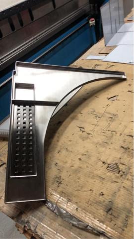 蒙恩不銹鋼有限公司 - 客製化不銹鋼金屬滴水盤