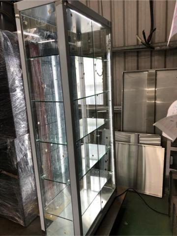 蒙恩不銹鋼有限公司 - 不銹鋼玻璃展示櫃
